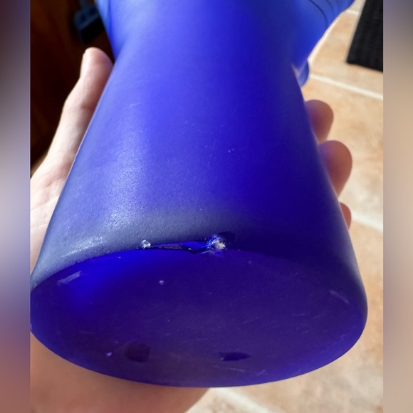 Vintage cobalt blue glass Vase✨ - Picture 8 of 15